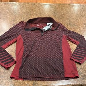 NWT Under Armour shirt size youth large